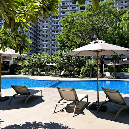 Stunning 2Br Apt, 65 Sq M Netflix At Rosewood Pointe Residences Near Bgc マニラ市 エクステリア 写真