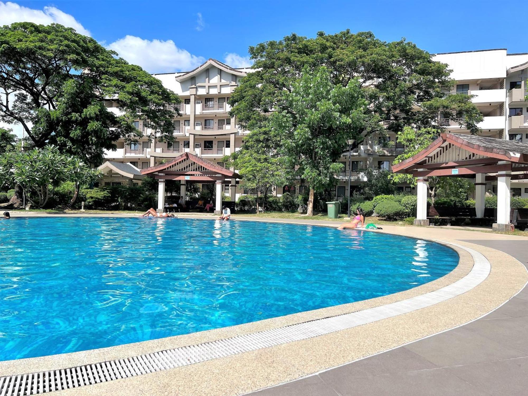 Stunning 2Br Apt, 65 Sq M Netflix At Rosewood Pointe Residences Near Bgc マニラ市 エクステリア 写真