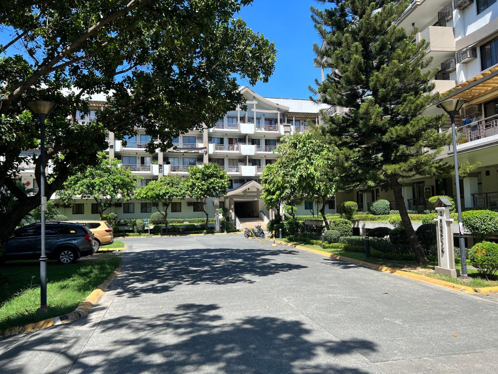 Stunning 2Br Apt, 65 Sq M Netflix At Rosewood Pointe Residences Near Bgc マニラ市 エクステリア 写真